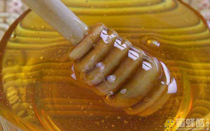 真的荆条蜜是什么颜色？