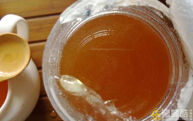 如何保存蜂蜜的正确方法 蜂蜜的储存方法