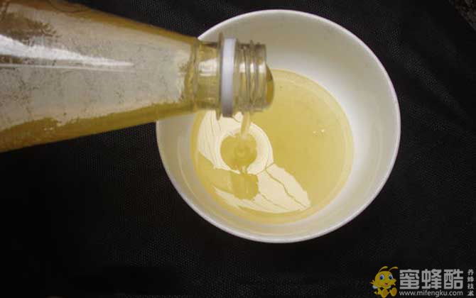 蜂蜜酸奶面膜怎么做最简单？(图1)