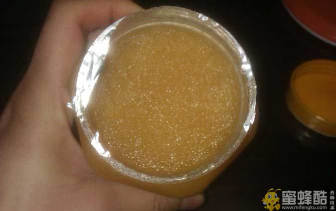 牛奶蜂蜜珍珠粉面膜怎么做最简单？