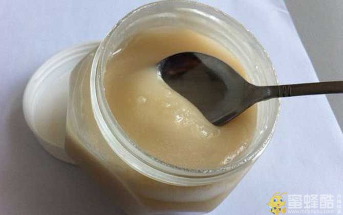 牛奶蜂蜜面膜的功效及简单做法(图3)